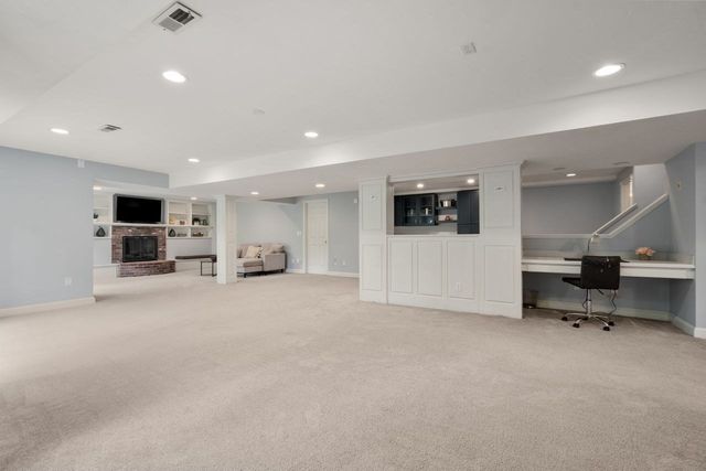 74 Cudworth Lane, Sudbury, MA 01776