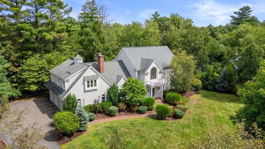 74 Cudworth Lane, Sudbury, MA 01776