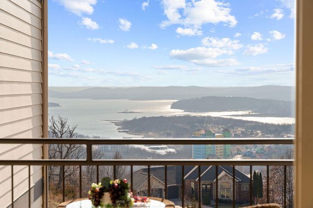 130 Royal Vista Drive 605, Branson, MO 65616
