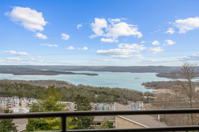 130 Royal Vista Drive 605, Branson, MO 65616