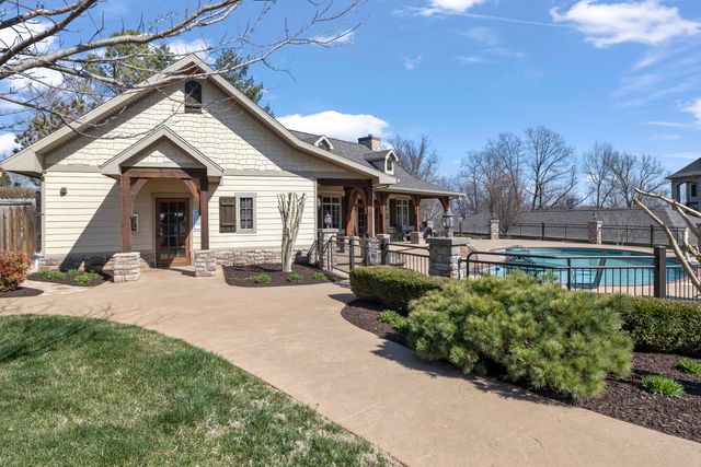 130 Royal Vista Drive 605, Branson, MO 65616