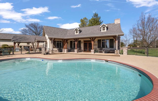 130 Royal Vista Drive 605, Branson, MO 65616