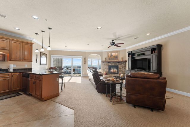 130 Royal Vista Drive 605, Branson, MO 65616