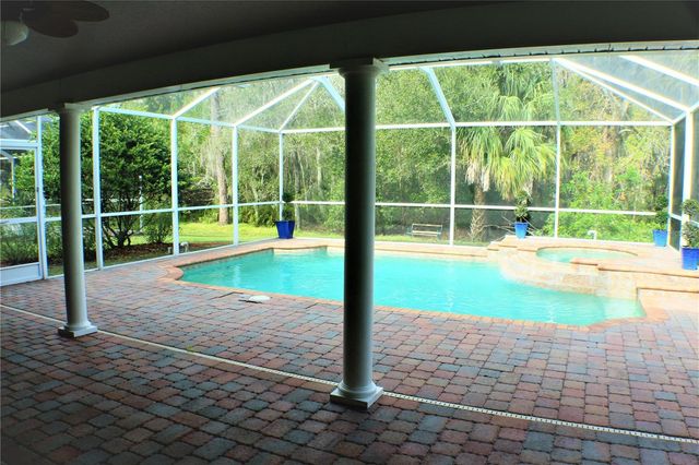 11609 GREENSLEEVE AVENUE, Tampa, FL 33626