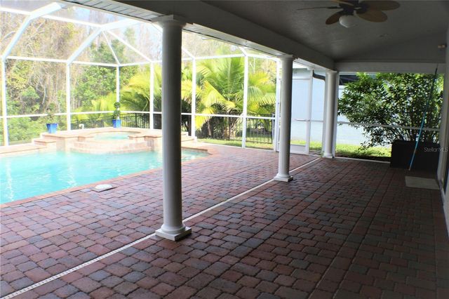 11609 GREENSLEEVE AVENUE, Tampa, FL 33626