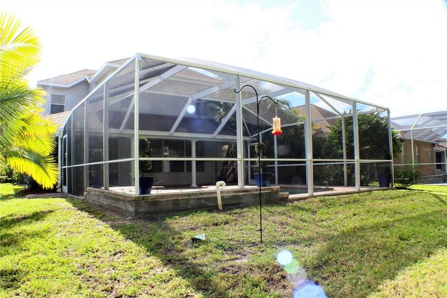 11609 GREENSLEEVE AVENUE, Tampa, FL 33626