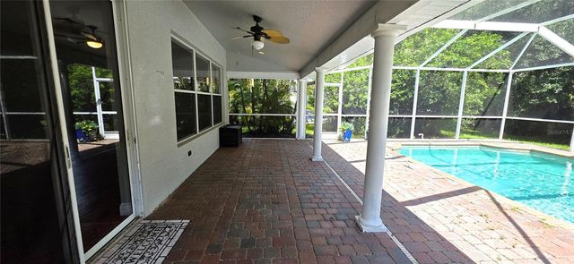11609 GREENSLEEVE AVENUE, Tampa, FL 33626