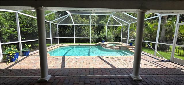 11609 GREENSLEEVE AVENUE, Tampa, FL 33626