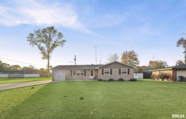 628 SARA Drive, Centralia, IL 62891