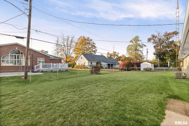 628 SARA Drive, Centralia, IL 62891