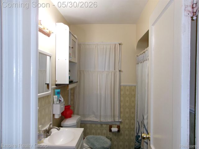 7507 W Parkway Street, Redford Charter Township, MI 48239