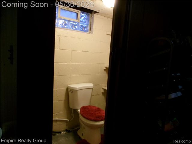 7507 W Parkway Street, Redford Charter Township, MI 48239