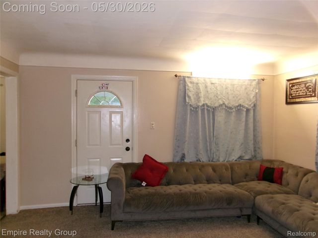 7507 W Parkway Street, Redford Charter Township, MI 48239
