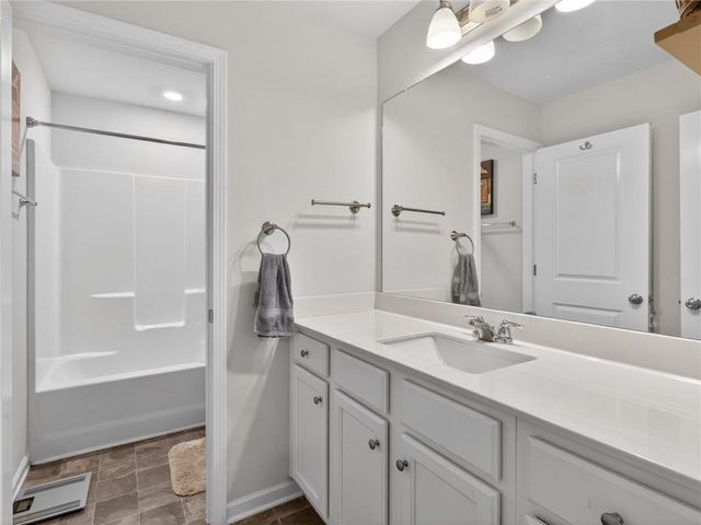 180 Amberjack, Covington, GA 30016