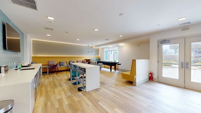 180 Telford Street 509, Boston, MA 02135