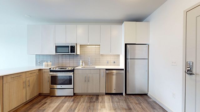 180 Telford Street 509, Boston, MA 02135
