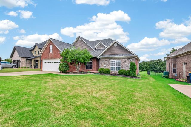 1104 Aberdour Drive, Cabot, AR 72023
