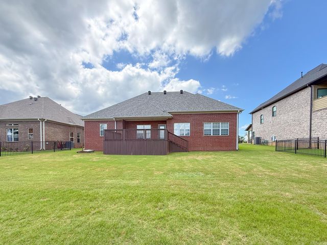 1104 Aberdour Drive, Cabot, AR 72023