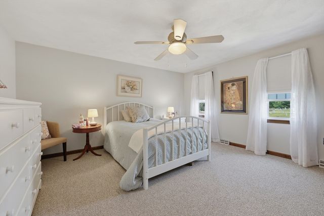 90 Swan Street 204, Lowell, MA 01852