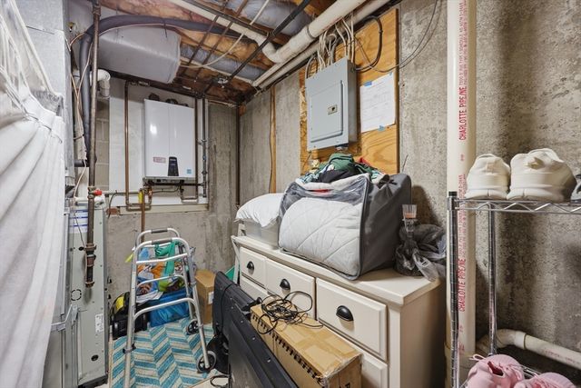 90 Swan Street 204, Lowell, MA 01852