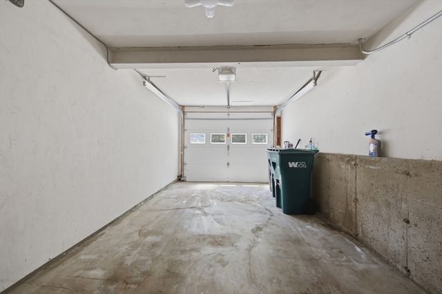 90 Swan Street 204, Lowell, MA 01852