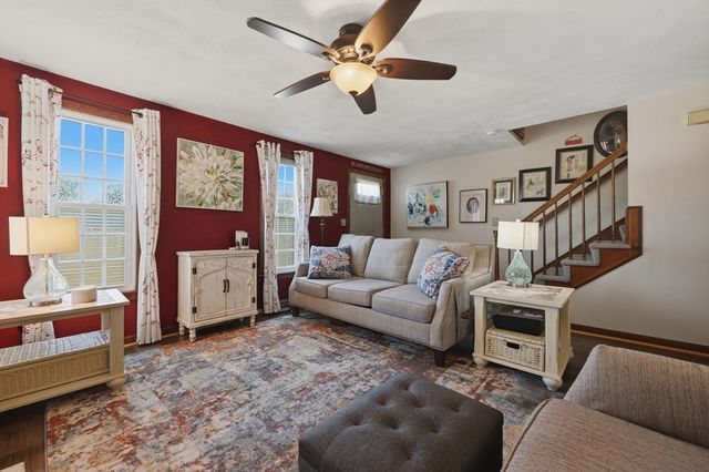 90 Swan Street 204, Lowell, MA 01852