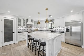 4627 E WILSHIRE Drive, Phoenix, AZ 85008