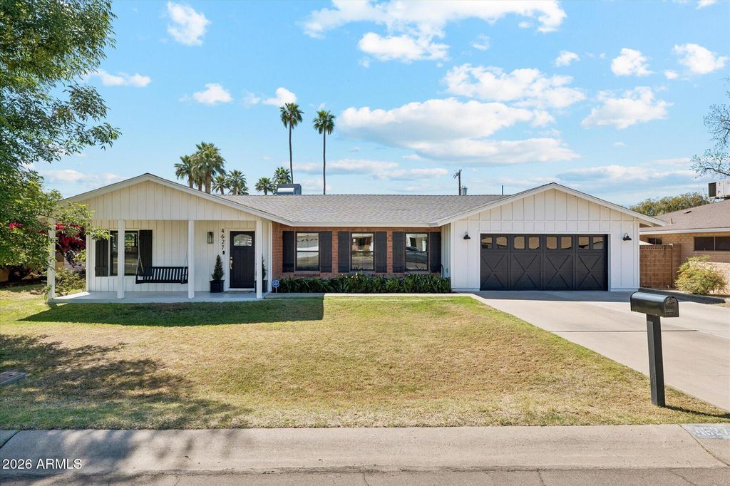 Image 2 of property listing at 4627 E WILSHIRE Drive, Phoenix, AZ 85008