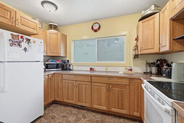 517 E Hoffman Ave, Spokane, WA 99207