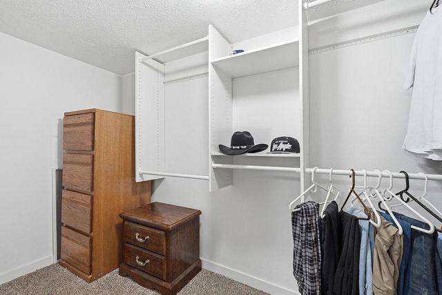 517 E Hoffman Ave, Spokane, WA 99207