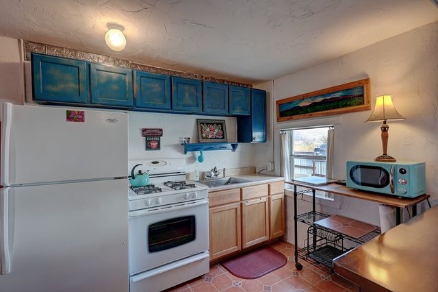 208 Second St, Fort Davis, TX 79734