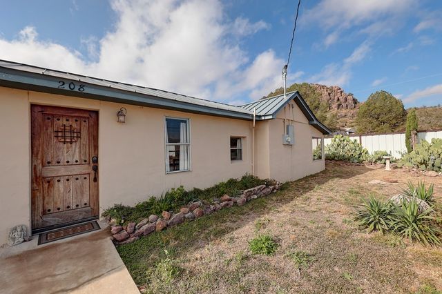 208 Second St, Fort Davis, TX 79734