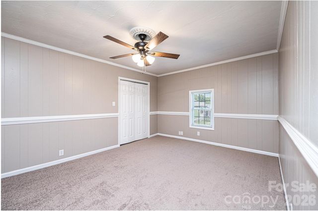 1614 College Avenue SW, Lenoir, NC 28645