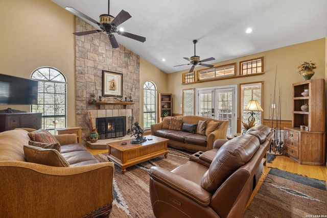 1806 Ponderosa, New Braunfels, TX 78132