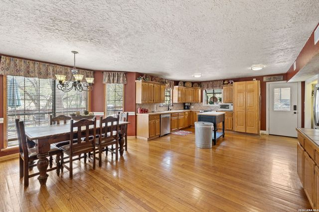 1806 Ponderosa, New Braunfels, TX 78132