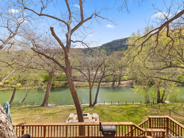 1806 Ponderosa, New Braunfels, TX 78132