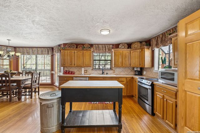 1806 Ponderosa, New Braunfels, TX 78132