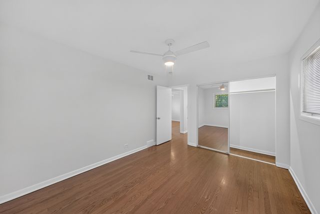 215 Dodge Avenue F, Evanston, IL 60202