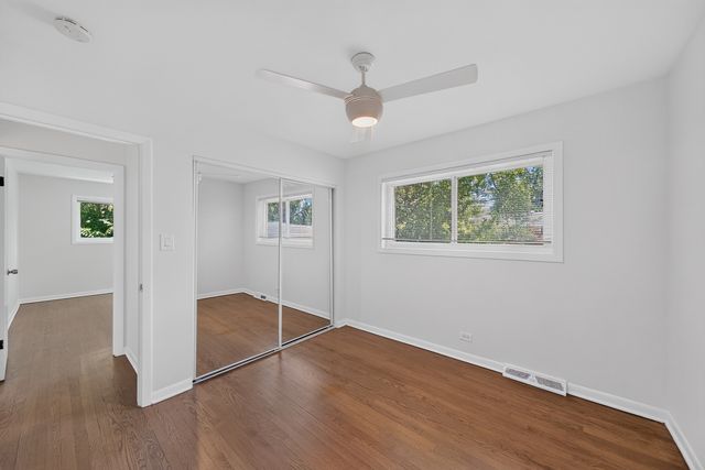 215 Dodge Avenue F, Evanston, IL 60202