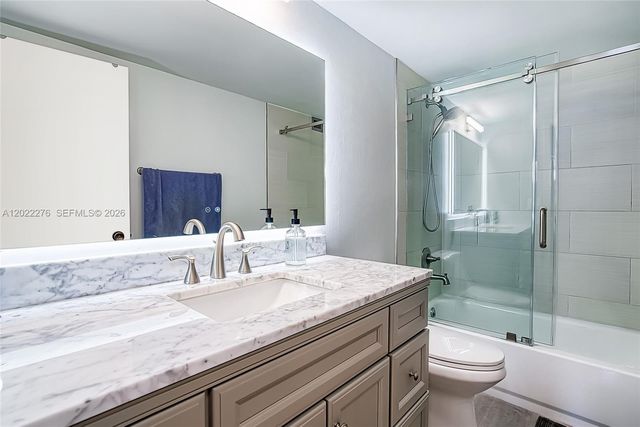 2500 Parkview Dr 911, Hallandale Beach, FL 33009