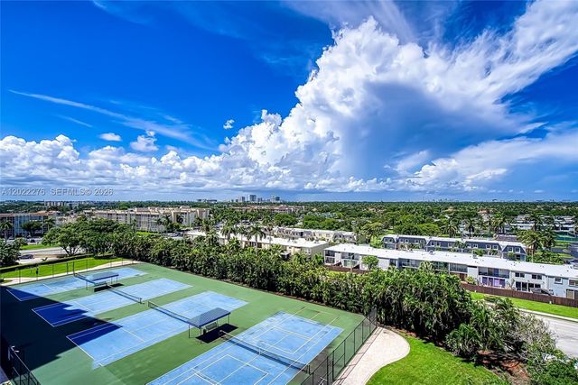 2500 Parkview Dr 911, Hallandale Beach, FL 33009