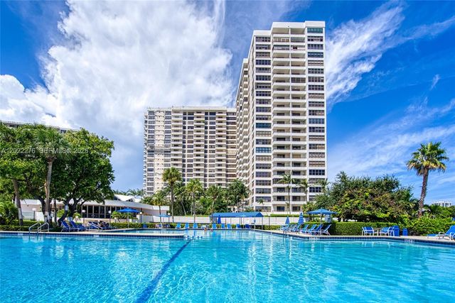2500 Parkview Dr 911, Hallandale Beach, FL 33009
