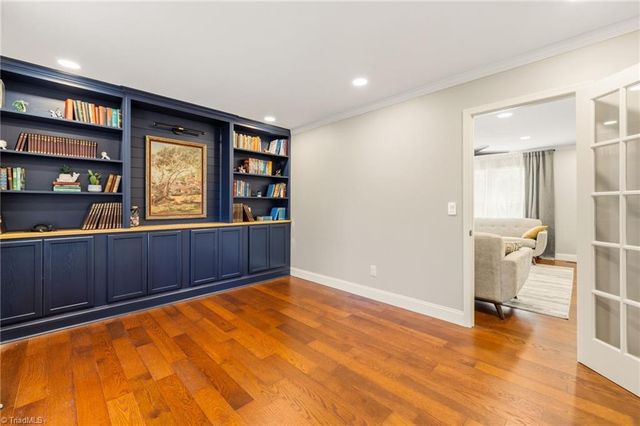 505 Meadowood Street, Greensboro, NC 27409