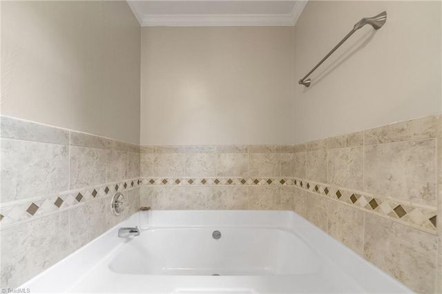 505 Meadowood Street, Greensboro, NC 27409