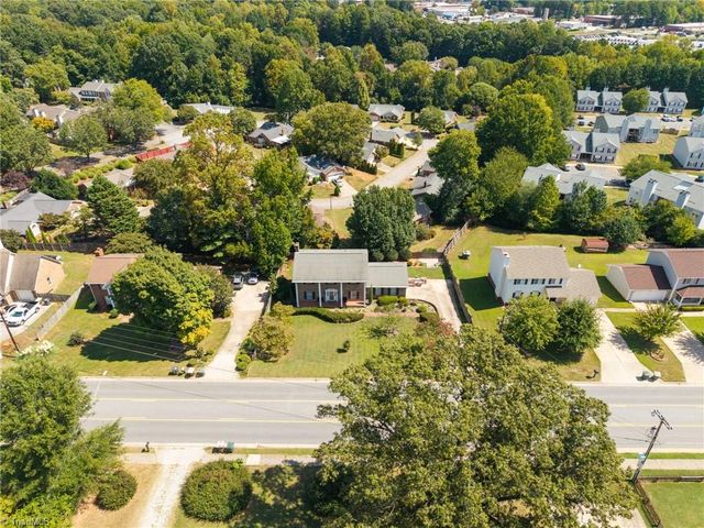 505 Meadowood Street, Greensboro, NC 27409