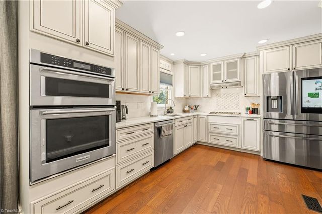 505 Meadowood Street, Greensboro, NC 27409