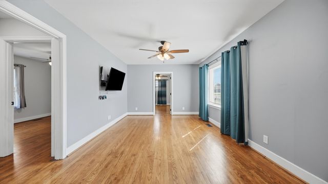 42 Warren Street, Rossville, GA 30741