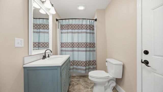 42 Warren Street, Rossville, GA 30741