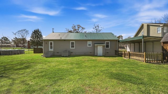 42 Warren Street, Rossville, GA 30741