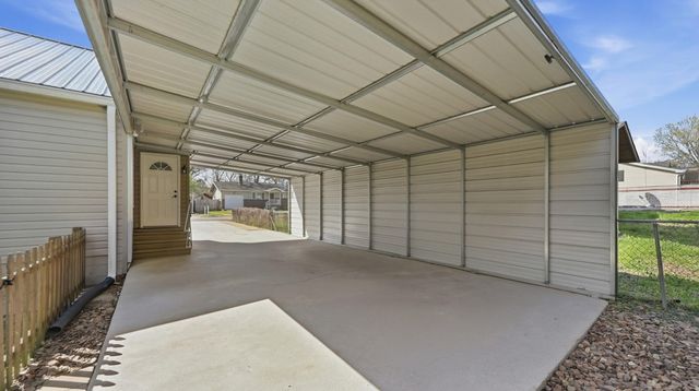 42 Warren Street, Rossville, GA 30741